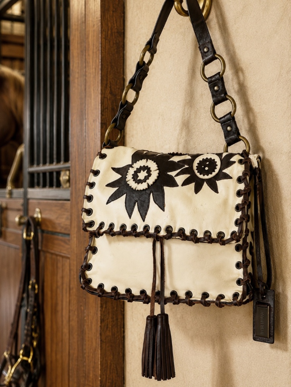 NWT Vintage Dolce & Gabbana Cream Brown Leather Floral Whipstitch Shoulder Bag